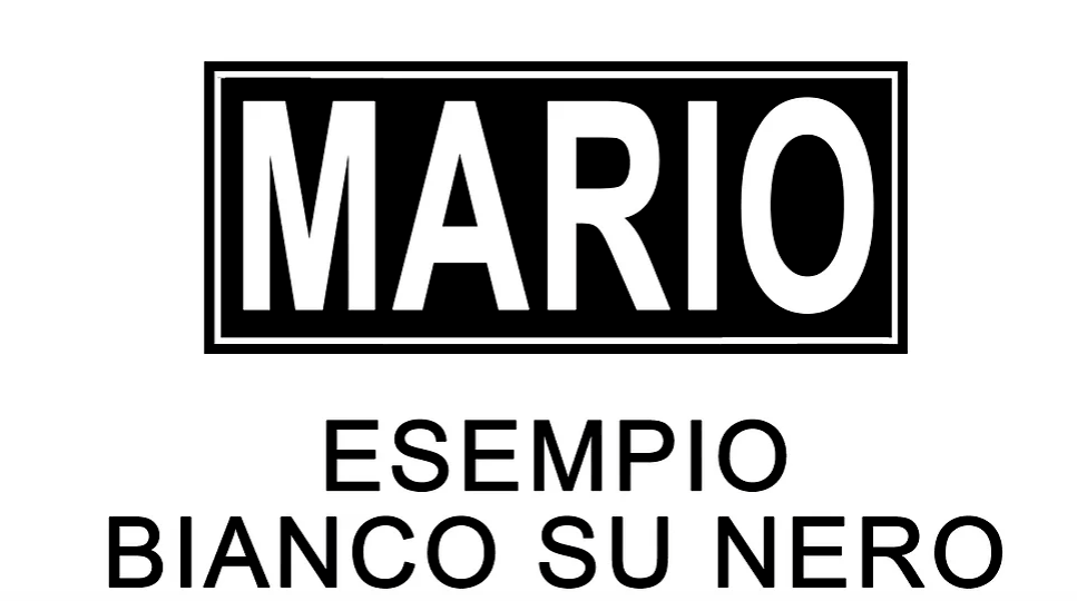 Ricamo personalizzato su pantaloncino (non incluso)